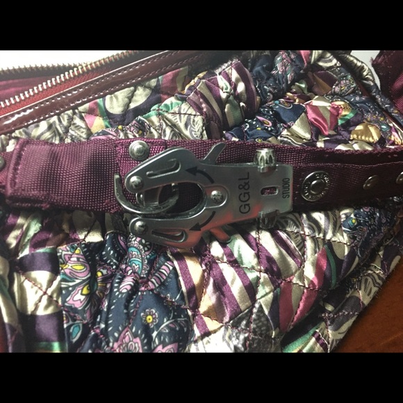 George Gina and Lucy Shoulder Bag - w/ Sleep Mask - Picture 3 of 4